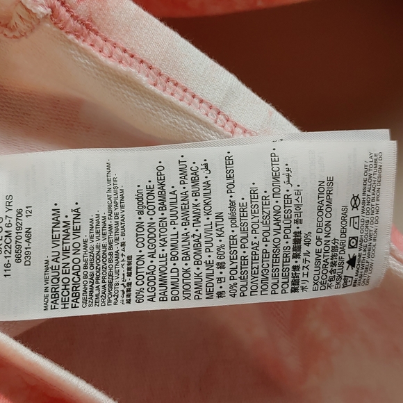 Levi's Girl's Tie Dye Cropped Sweatshirt - Picture 5 of 5